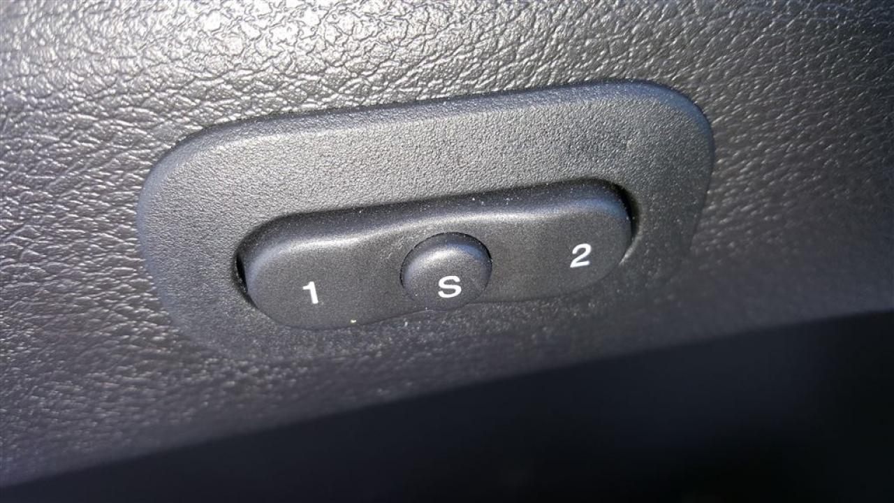 663669
