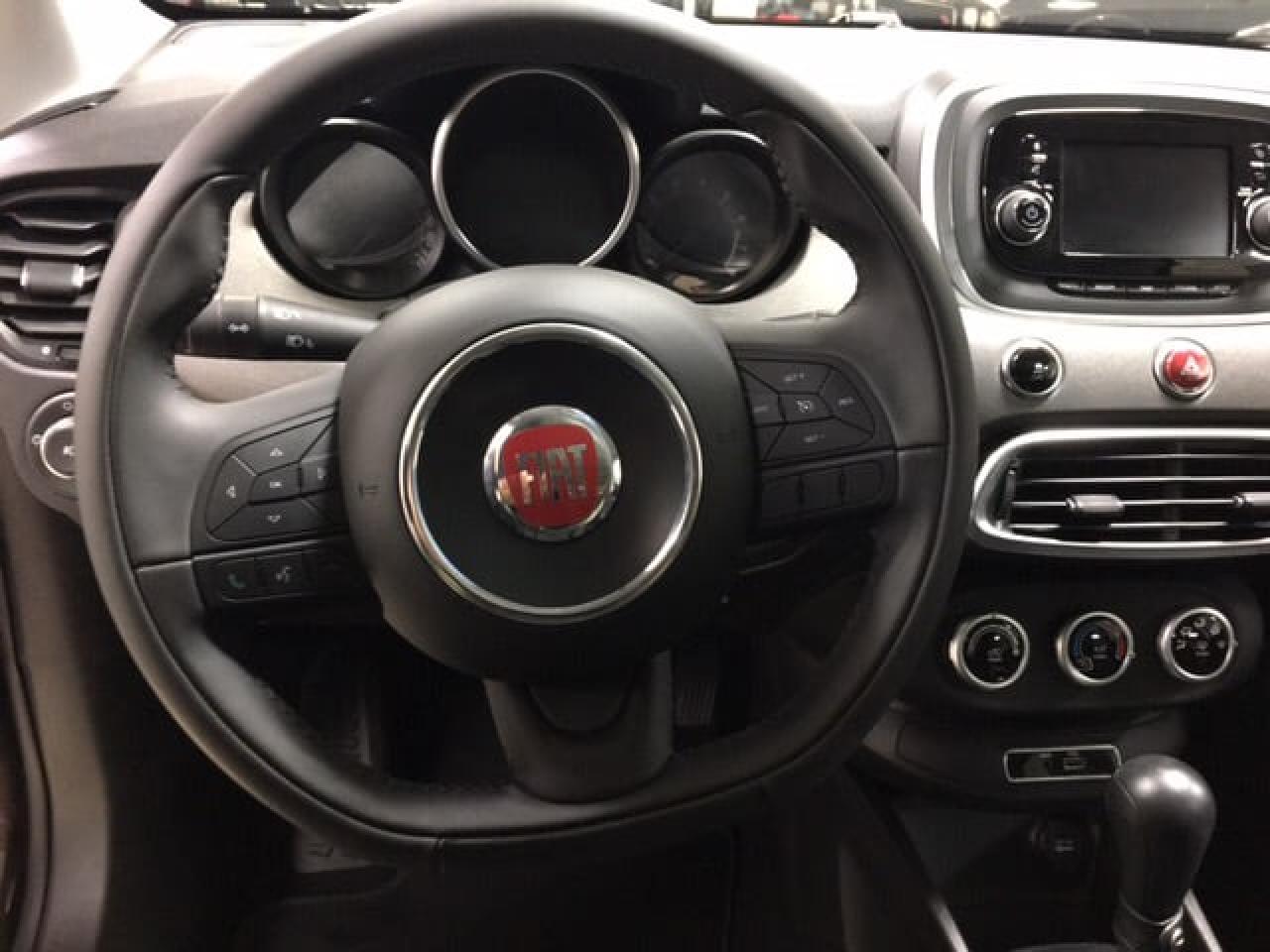 663673