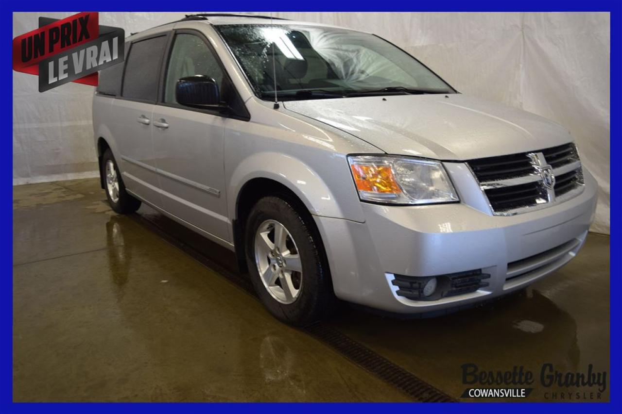 Used 2008 Dodge Grand Caravan SXT for sale in Granby, QC