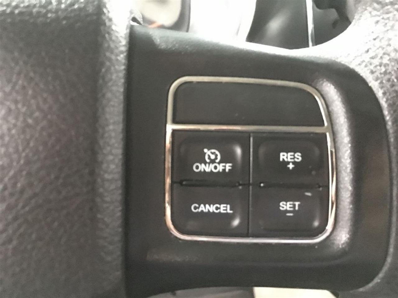 663692
