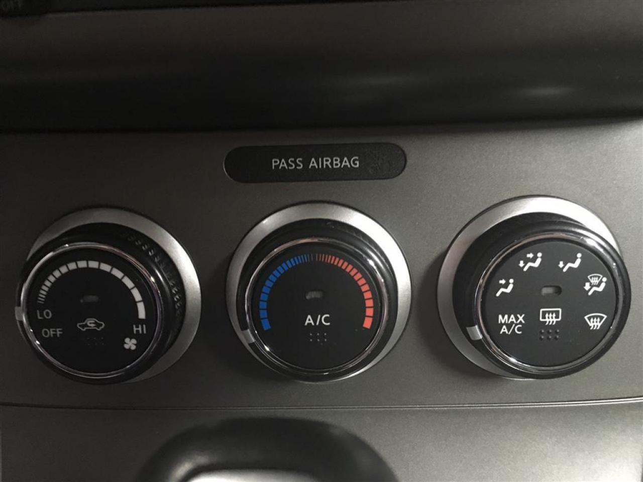 663709