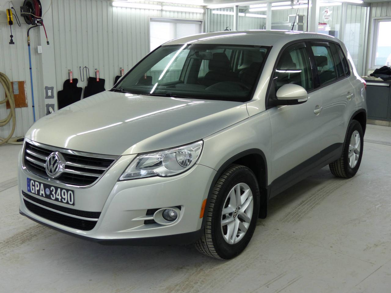 Used 2011 Volkswagen Tiguan Trendline 4Motion, automatique for sale in Rivière-Du-Loup, QC