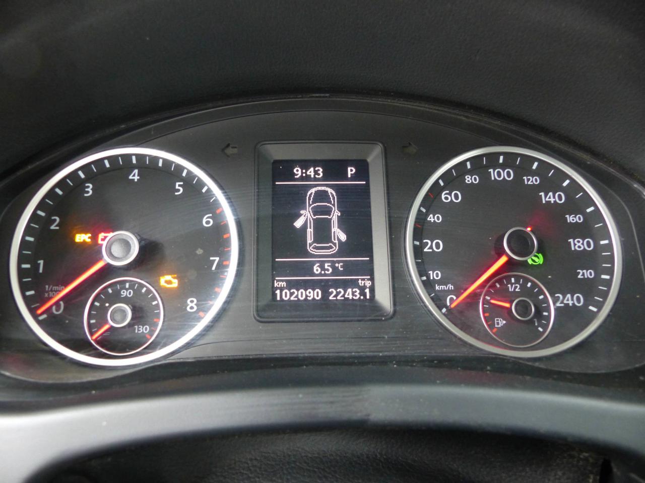 663712