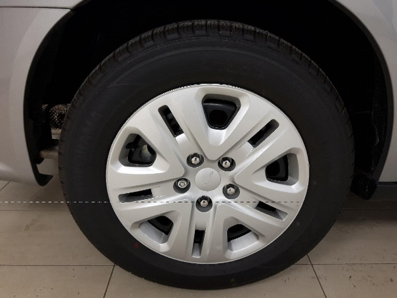 663716
