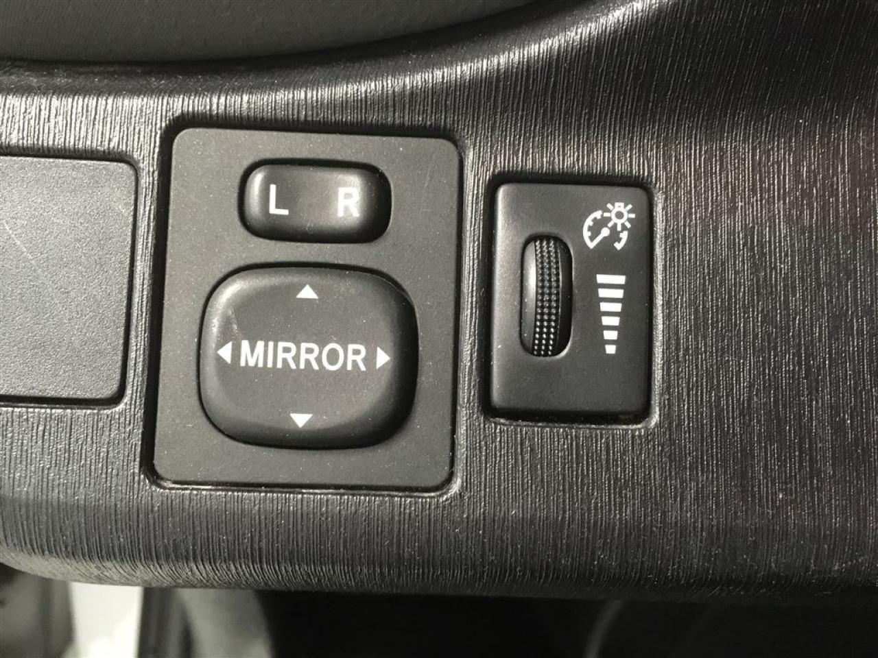 663732