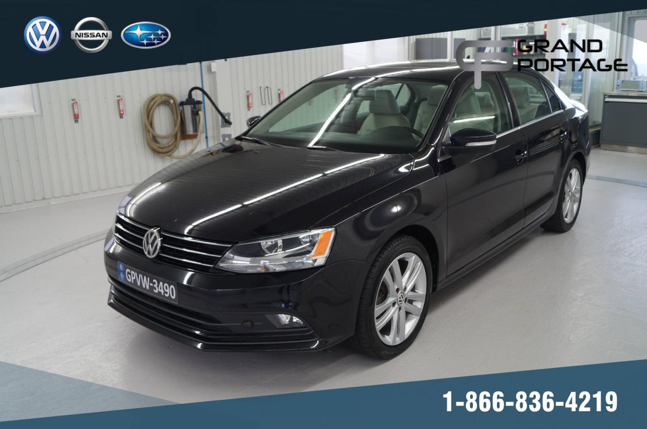 Used 2015 Volkswagen Jetta Highline TDI 2.0L + MANUEL + CUIR + CAMÉ for sale in Rivière-Du-Loup, QC