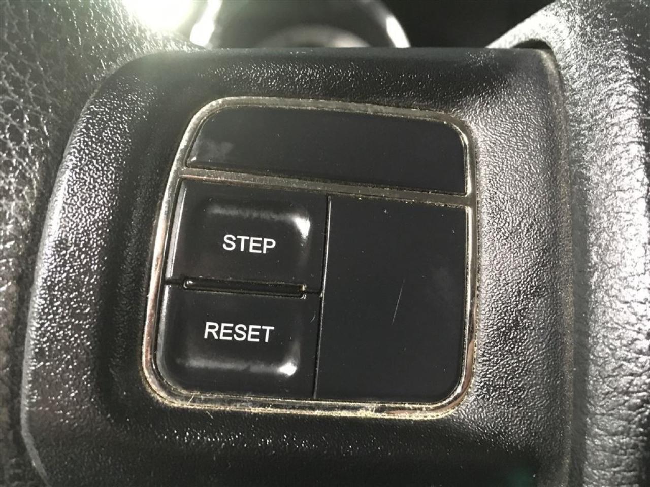 663753