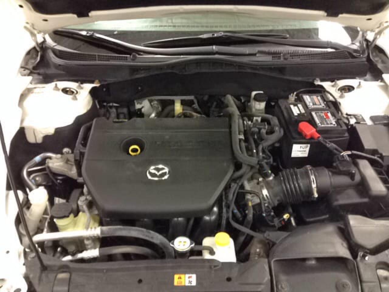 663758