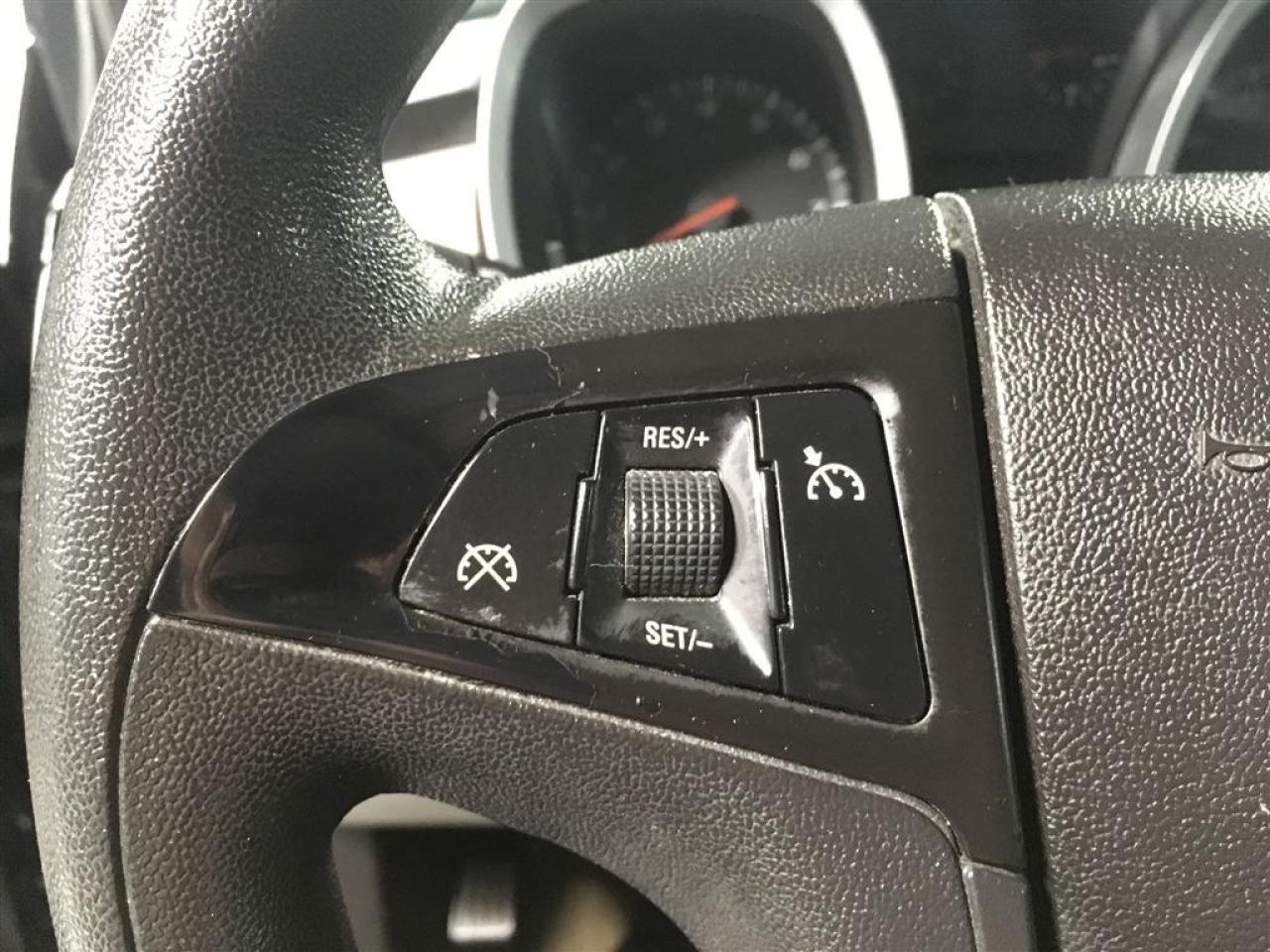 663762