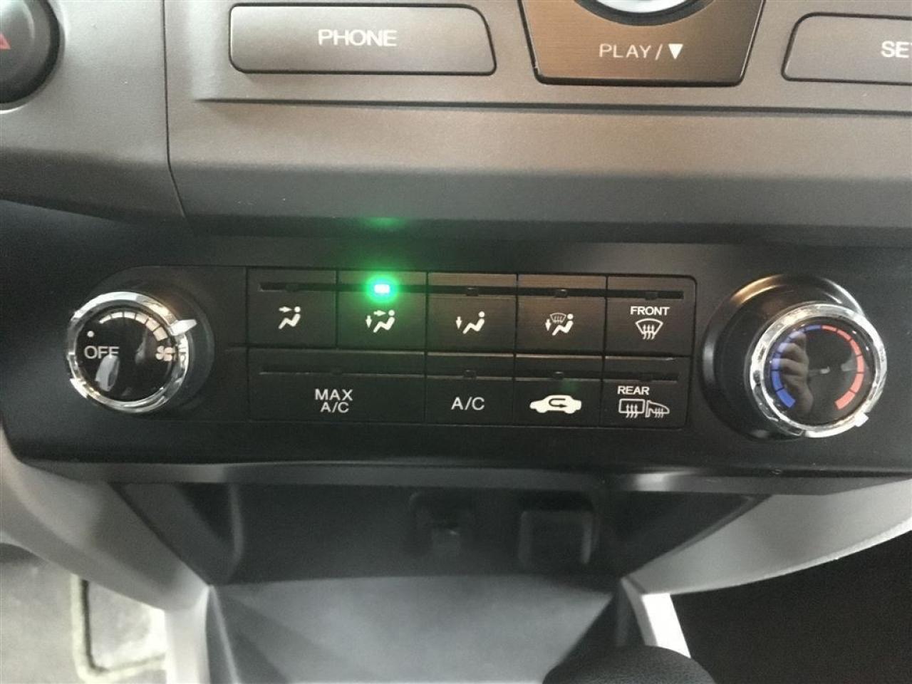 663769