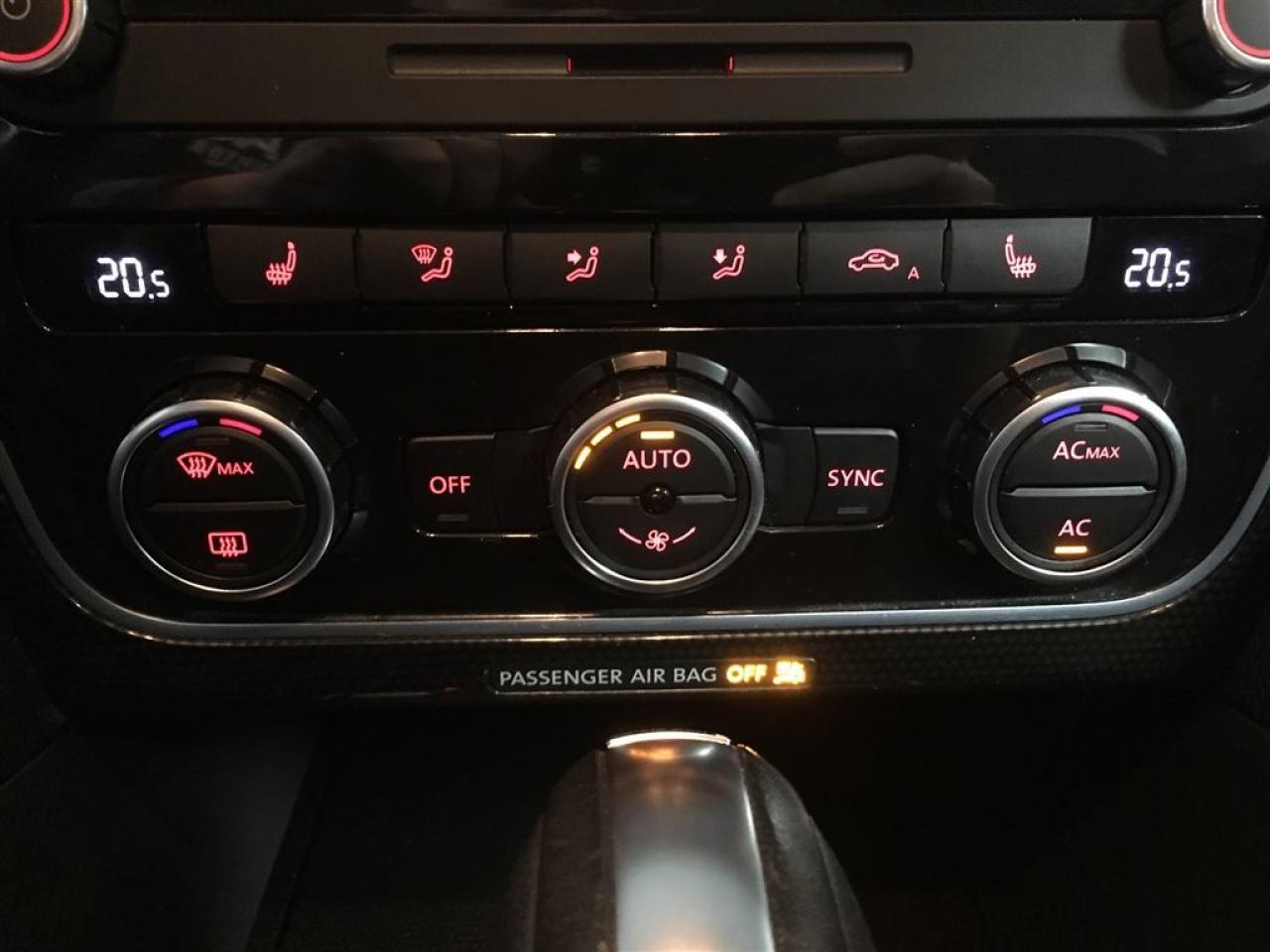663780