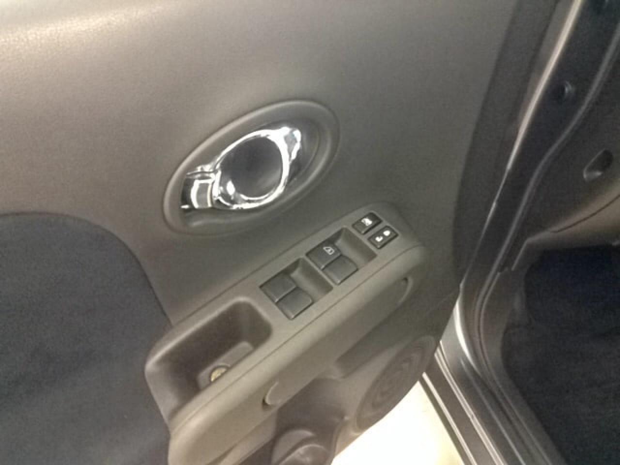663787