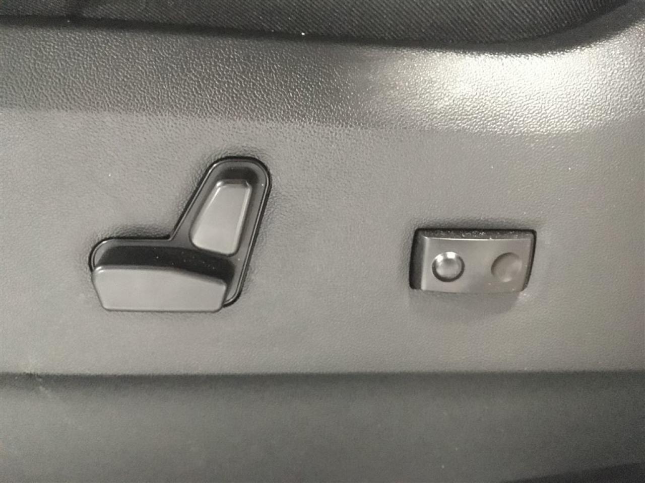 663791