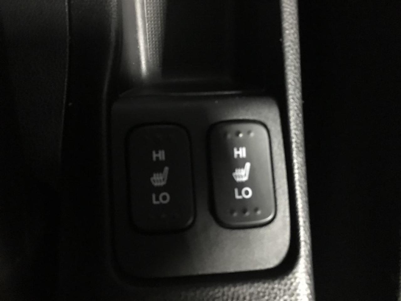 663800