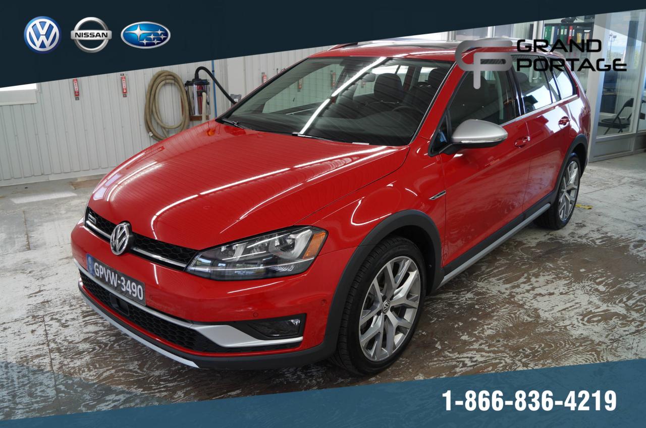 Used 2017 Volkswagen Golf Alltrack 1.8L + AWD + AUTO + CUIR + CAMÉ for sale in Rivière-Du-Loup, QC
