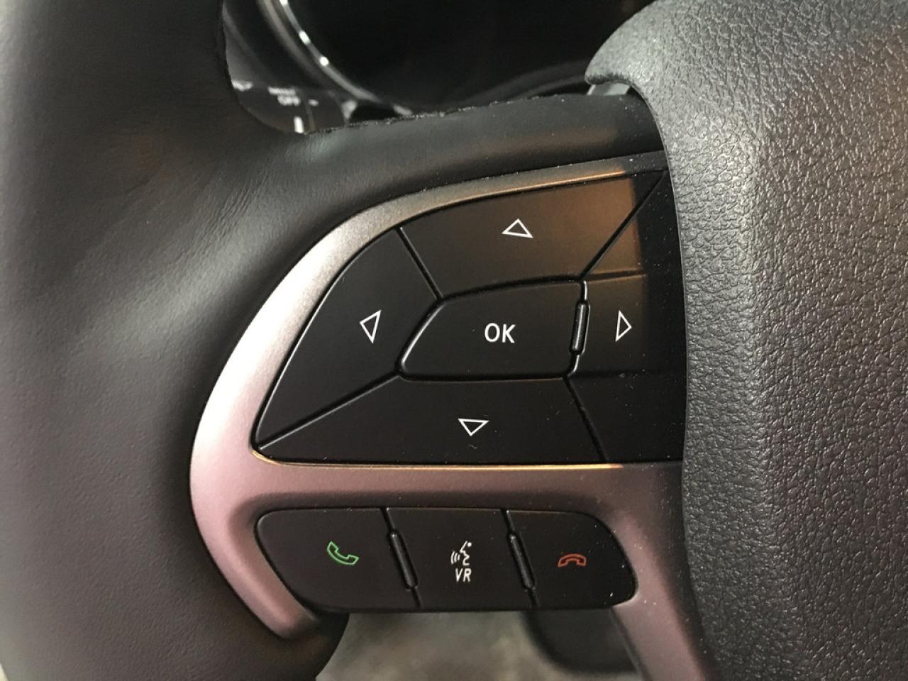 663814
