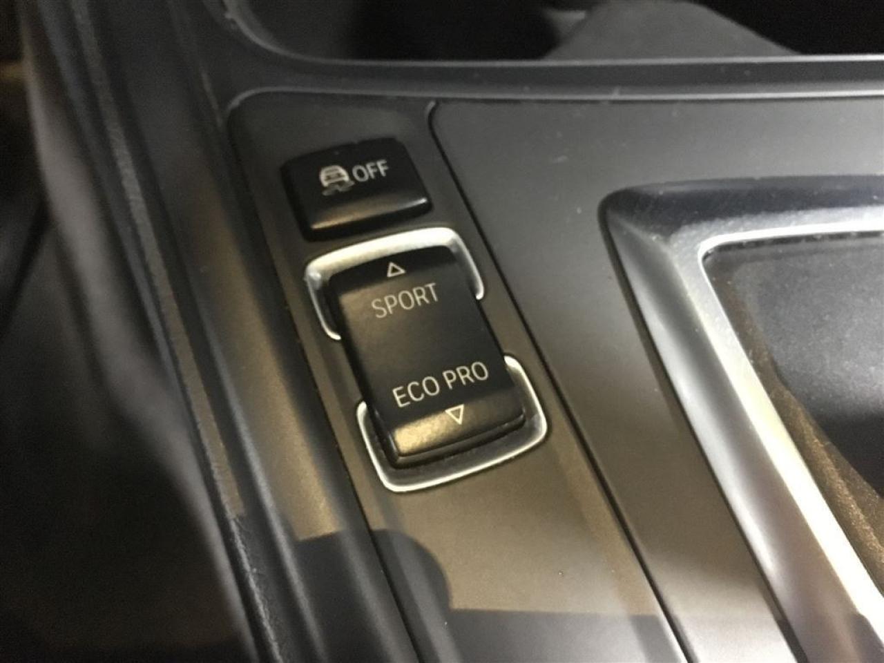 663825