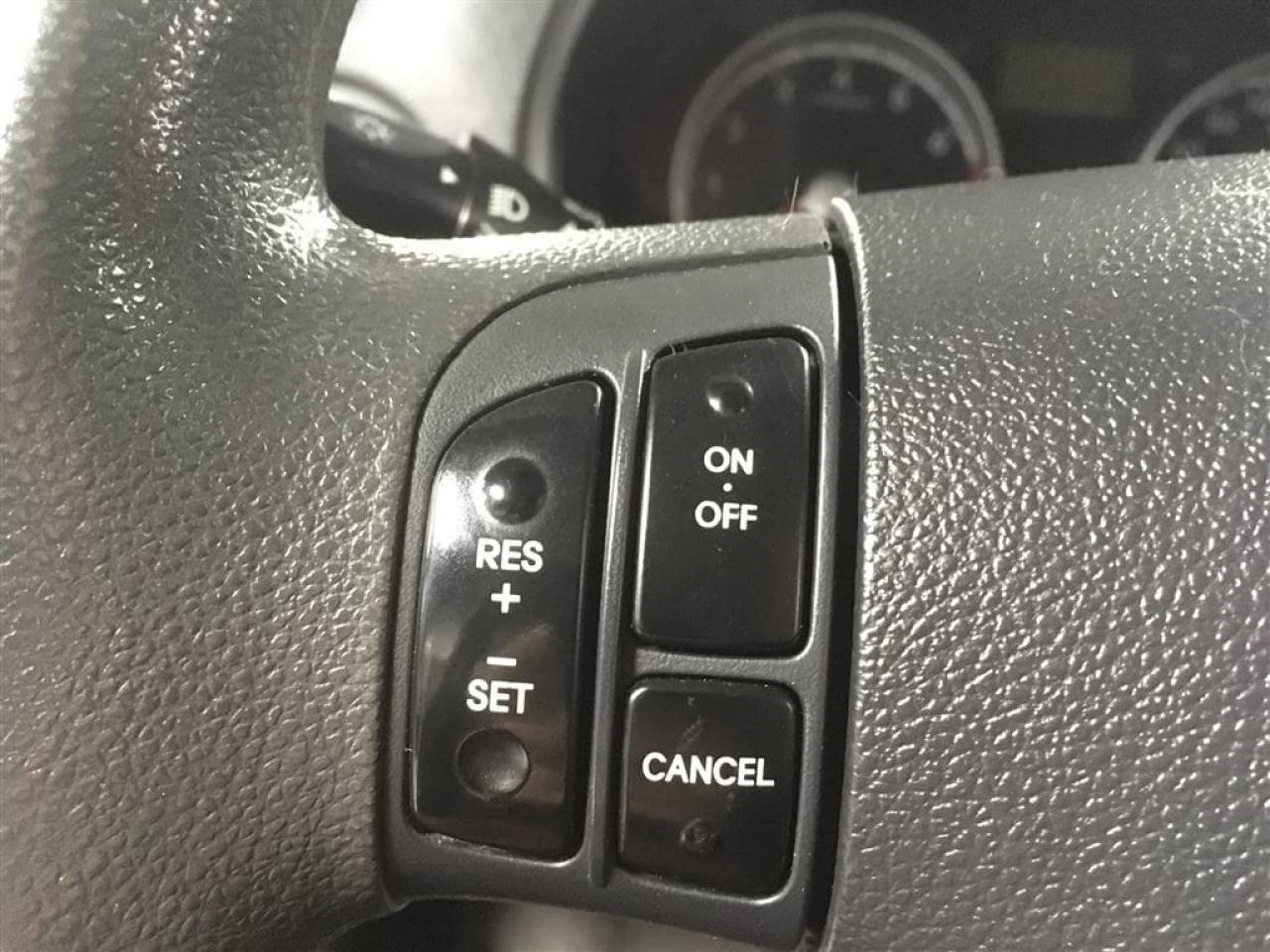 663842