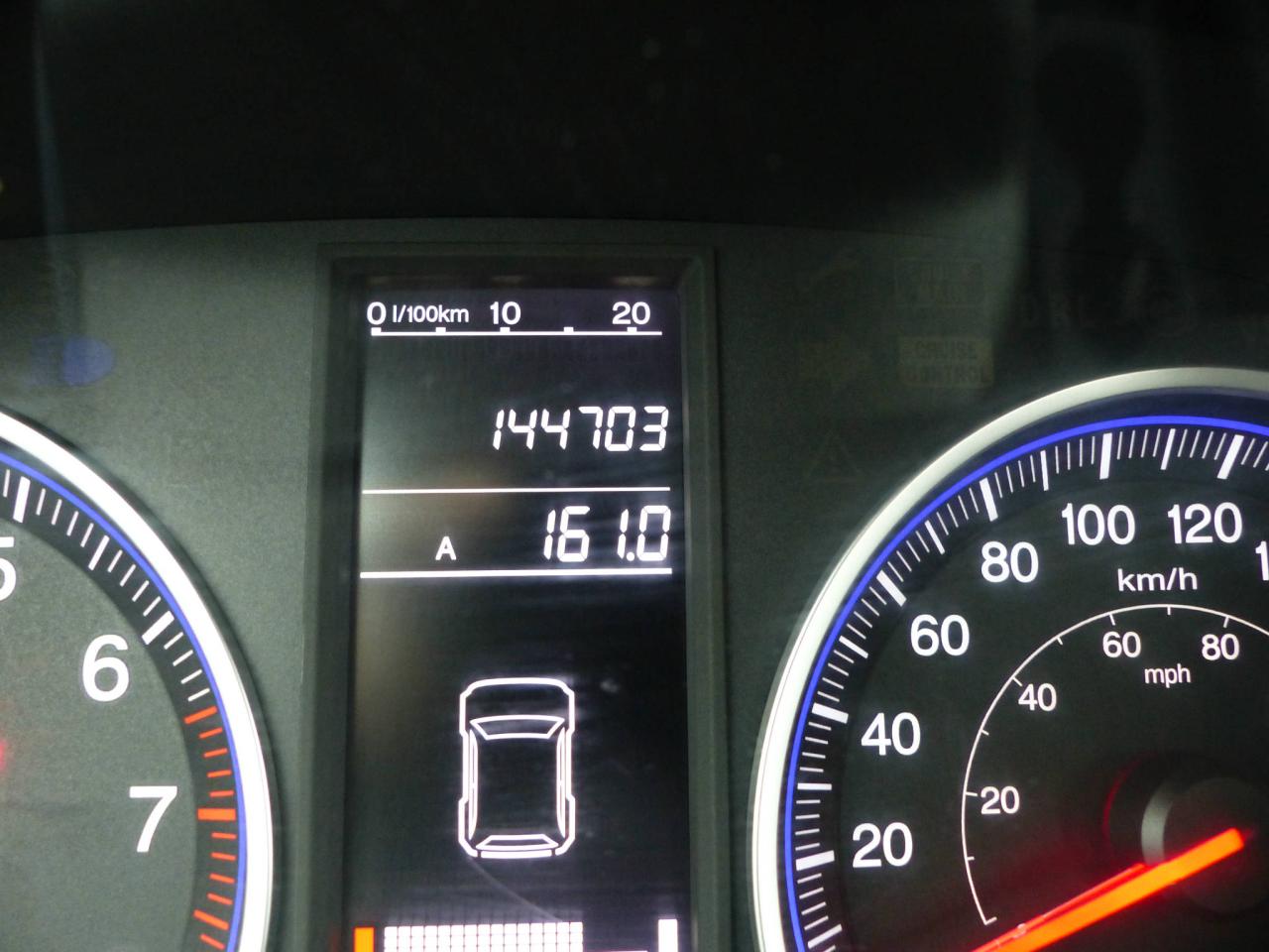 663843