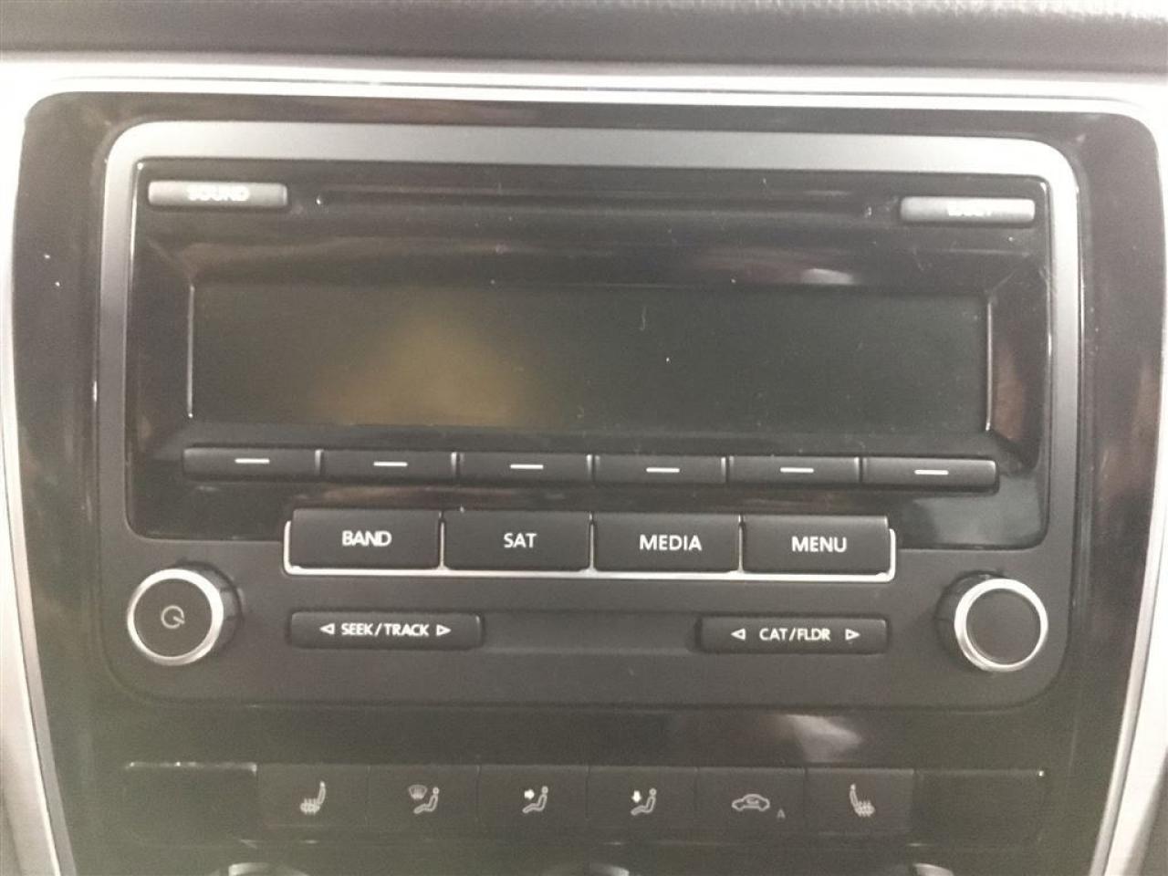 663860