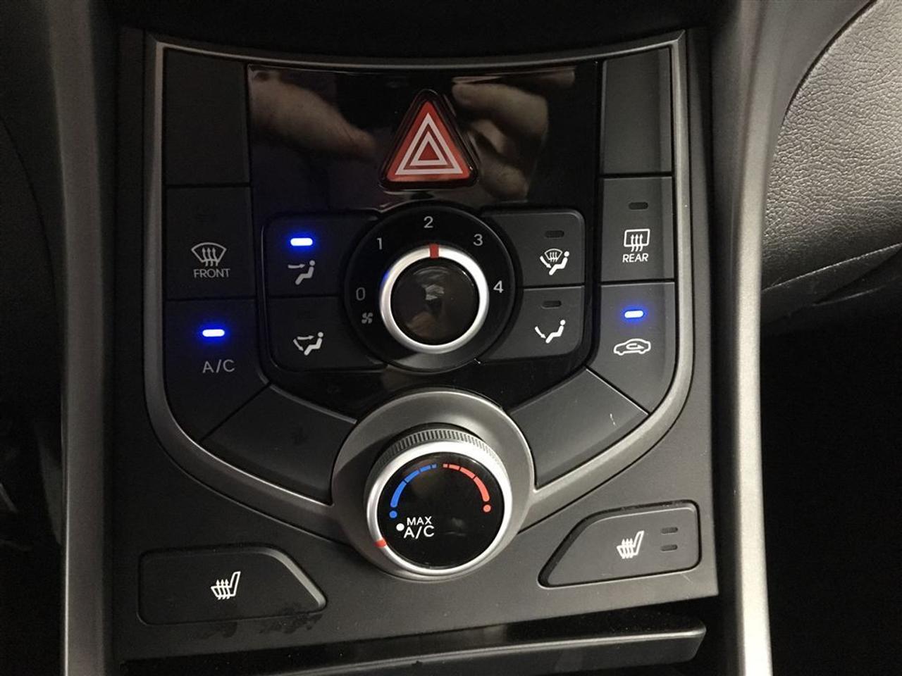 663867.11671088
