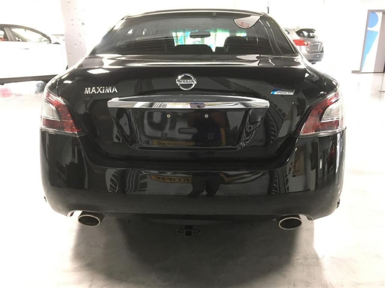 663905