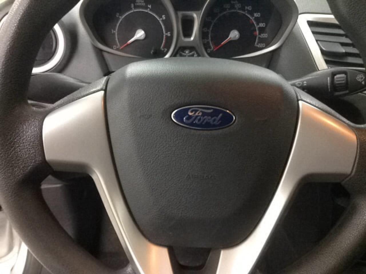 663916