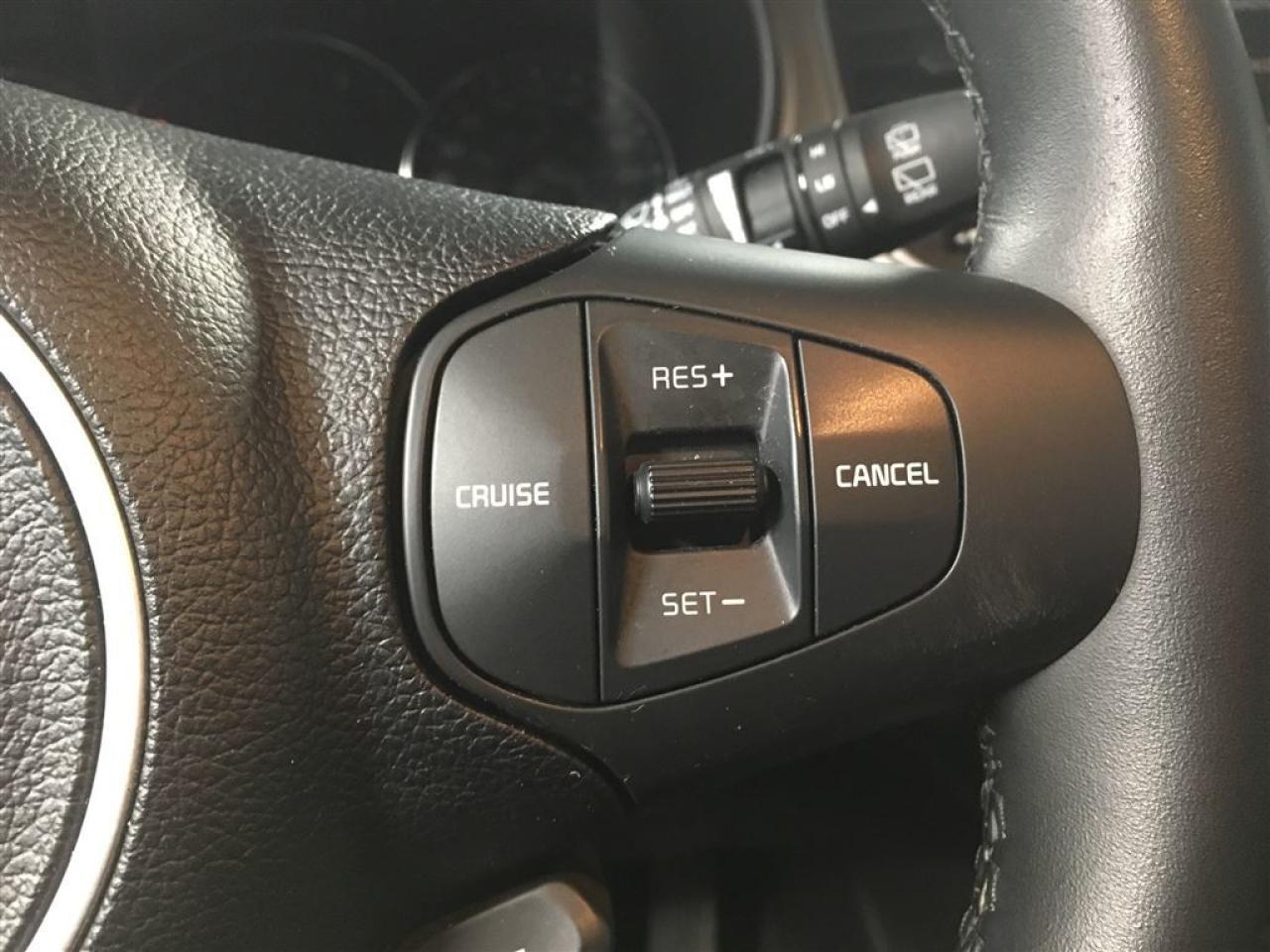 663928