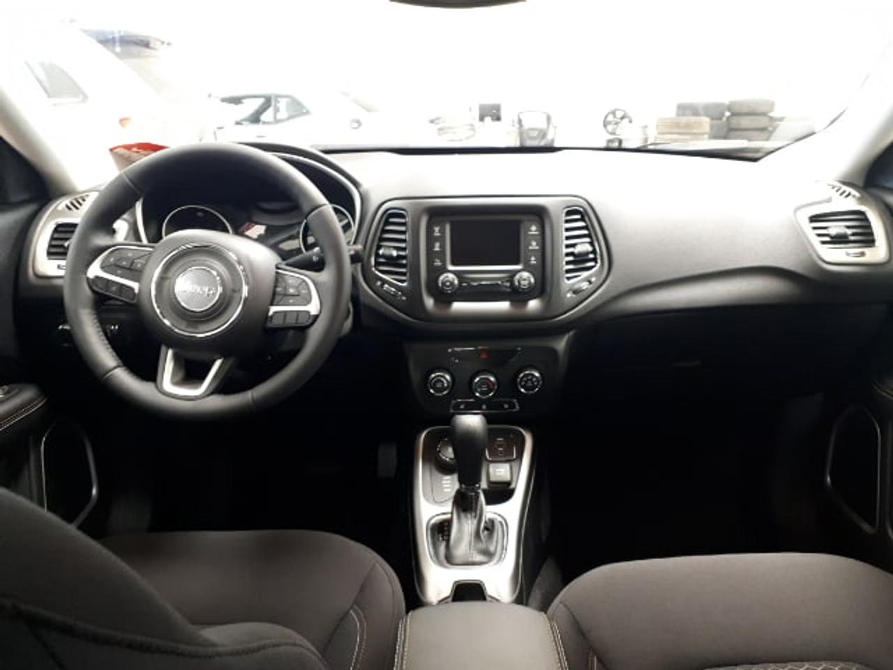 663942.11672310