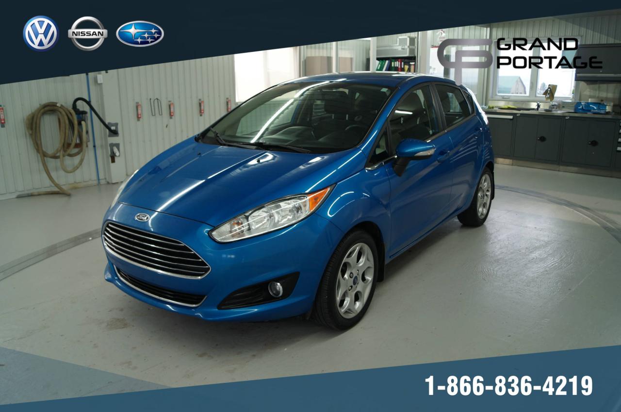 Used 2014 Ford Fiesta Titanium 1.6L + AUTO + MAGS + TOIT + CAM for sale in Rivière-Du-Loup, QC