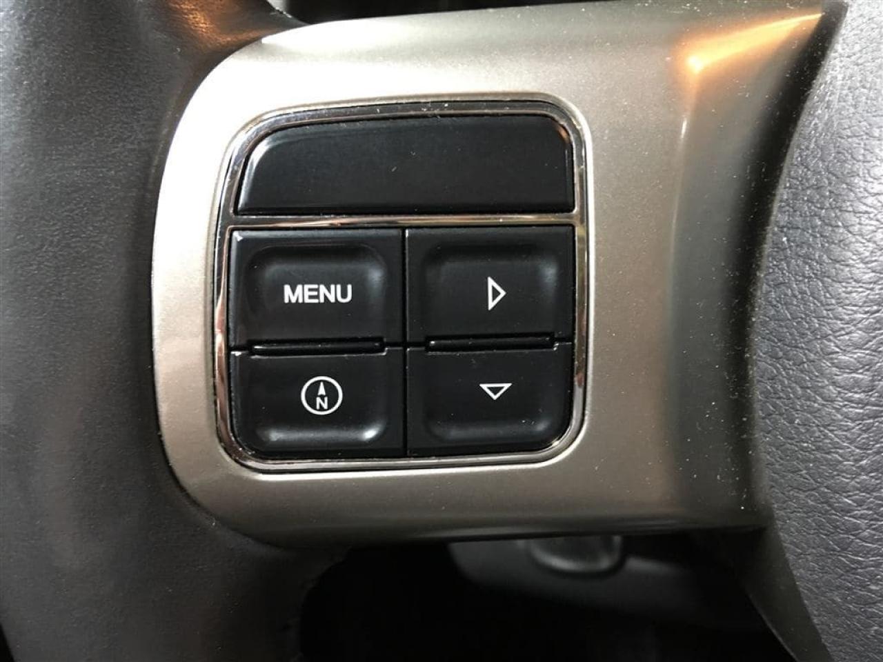 663958