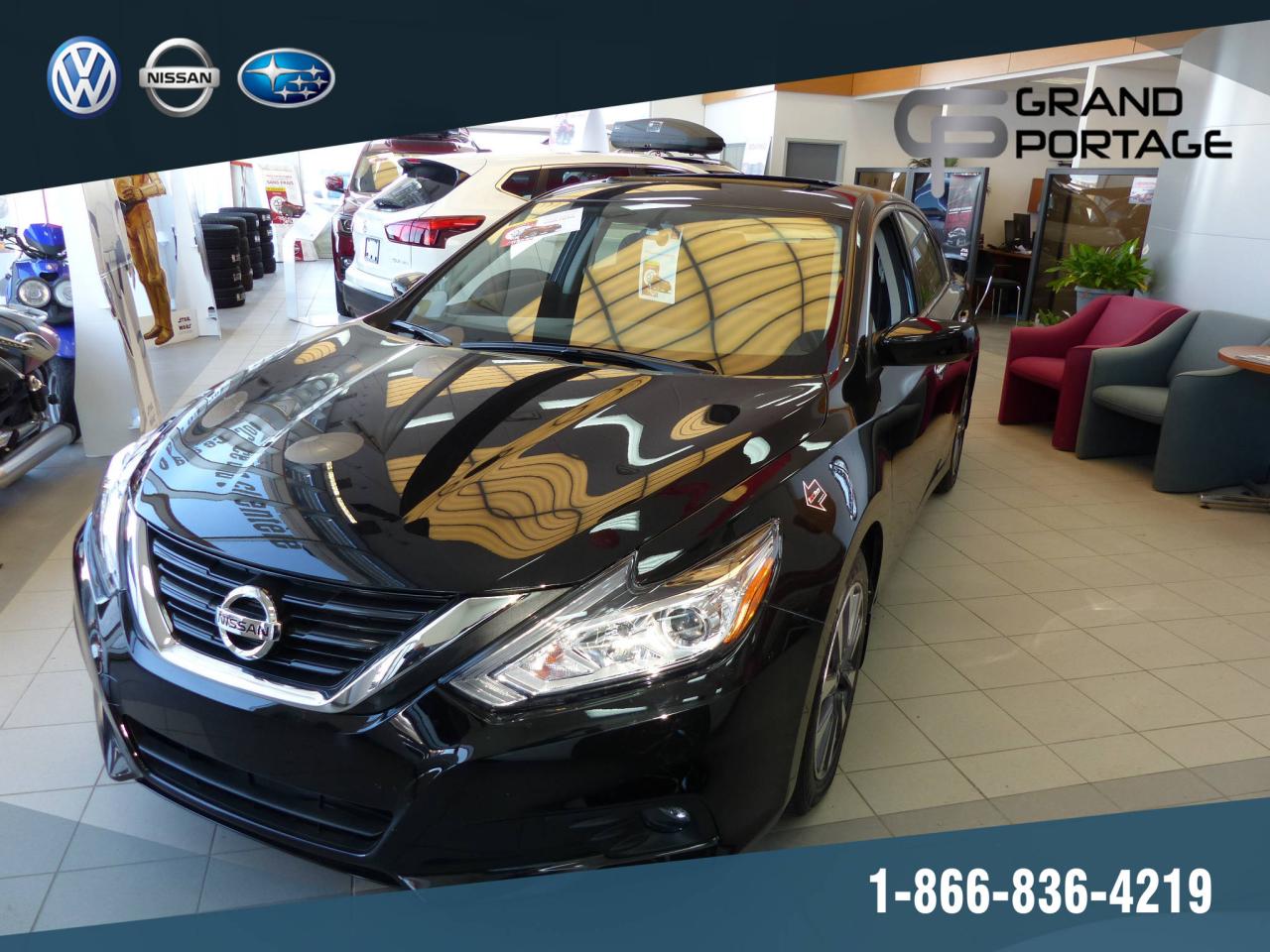 Used 2017 Nissan Altima SV 2.5L + AUTO + MAGS + TOIT + CAMERA GP for sale in Rivière-Du-Loup, QC