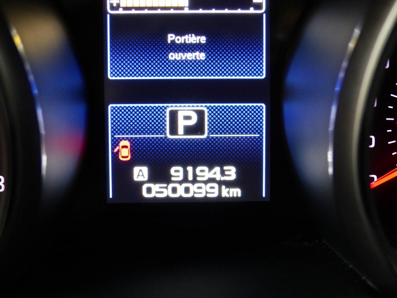 663999