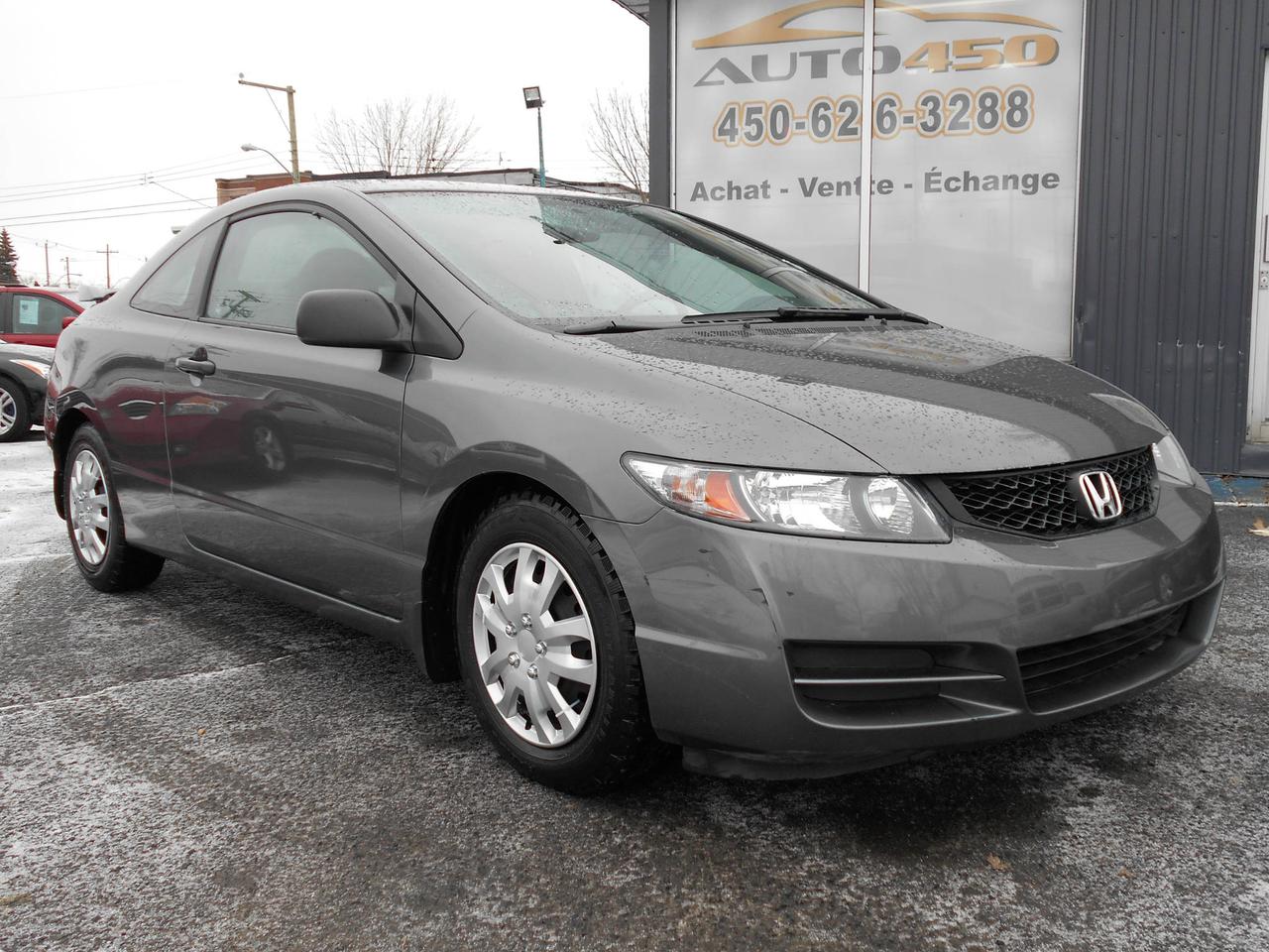 <a href=https://www.auto450.com/occasion/Honda-Civic-2010.html>https://www.auto450.com/occasion/Honda-Civic-2010.html</a>

***HONDA CIVIC COUPÉ LX 2010***BAS KILOMÉTRAGE***GROUPE ÉLECTRIQUE***
FINANCEMENT BANCAIRE ET MAISON 100% APPROUVÉ*** OUVERT 7 JOURS/5 SOIRS SEMAINE*** ***450-626-3288***
******************************************************************
***HONDA CIVIC COUPÉ 2010***
TRANSMISSION AUTOMATIQUE
PORTES ÉLECTRIQUES
MOTEUR 4 CYLINDRES DE 1.8 LITRES
RÉTROVISEURS ÉLECTRIQUES
LECTEUR CD/MP3
VITRES ÉLECTRIQUES
AIR CLIMATISÉ
PNEUS DHIVERS
RÉGULATEUR DE VITESSE
***VÉHICULE TRÈS ÉCONOMIQUE***

******************************************************************
***FINANCEMENT BANCAIRE ET MAISON 100% APPROUVÉ ET GARANTIE PROLONGÉE DISPONIBLE***
******************************************************************
AUTO 450*** 950 boulevard ste-foy à longueuil,québec, J4K 1V9 ***450-626-3288 ***facebook (auto 450)***par courriel au : info@auto450.com***financement: 1ere, 2e et 3e chance au crédit et garantie disponible***plusieurs autres véhicules de disponible***ouvert 7 jours sur 7***lundi au vendredi de 9h à 20h et samedi et dimanche de 10h à 16h** *Bien que nous nous efforcions autant que possible dassurer lexactitude de ces données, nous ne sommes pas responsables de toute erreur ou omission contenue dans cette page.**
HONDA TOYOTA BMW AUDI VOLKSWAGEN TURBO MERCEDES NISSAN GM PICKUP RAM 1500
F150 JEEP FORD DODGE CHRYSLER PRET RABAIS CRÉDIT ÉCHANGE UBER

MOT CLEFS; HONDA TOYOTA BMW AUDI VOLKSWAGEN TURBO MERCEDES NISSAN GM PICKUP RAM 1500 F150 JEEP FORD DODGE CHRYSLER PRET RABAIS CRÉDIT ÉCHANGE EXPORT EXPORTATION BAS KILOMÉTRAGE 1 SEUL PROPRIO CARPROOF JAMAIS ACCIDENTÉ SPORT TURBO PERFORMANCE 4X4 LIQUIDATION CERTIFIÉ TAXI UBER AUTO450 ZONE LONGUEUIL ST-HBERT BROSSARD MONTREAL BOUCHERVILLE INSPECTION BAS PRIX

Garantie

D - Garantie légale uniquement