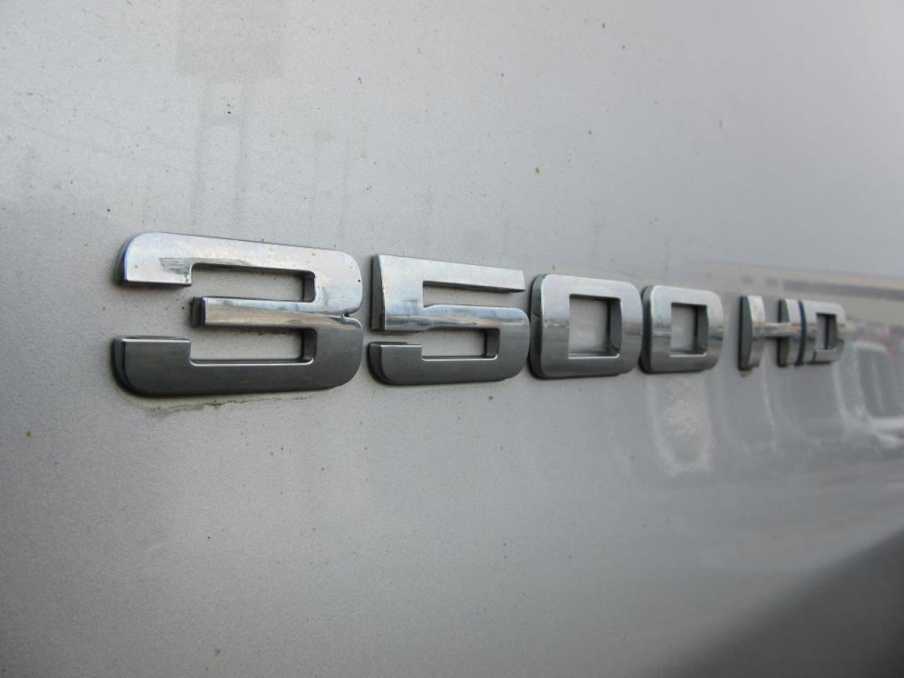 664125