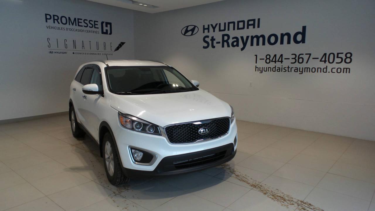 Used 2017 Kia Sorento LX for sale in St-Raymond, QC