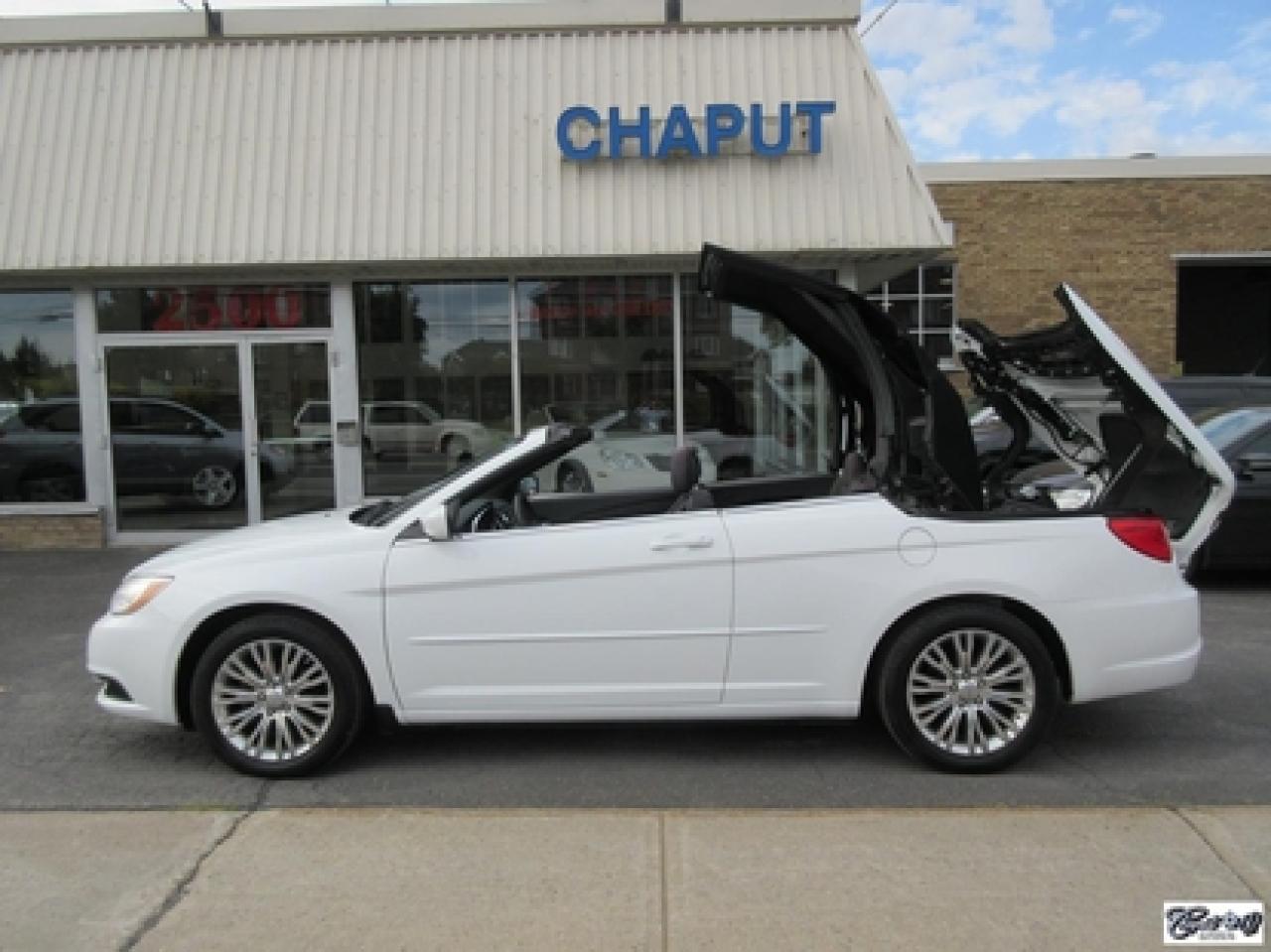 Used 2012 Chrysler 200 Tourisme for sale in Varennes, QC