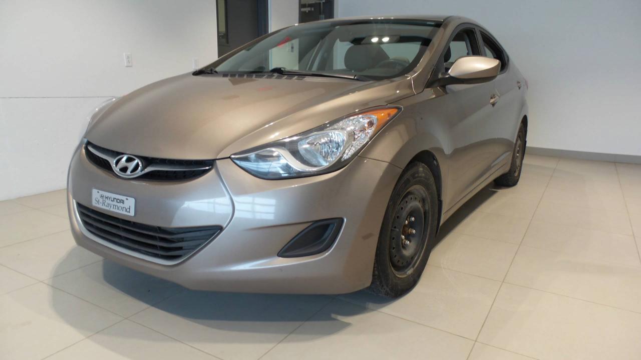 Used 2013 Hyundai Elantra Berline 4 portes, boîte manuelle, L for sale in St-Raymond, QC