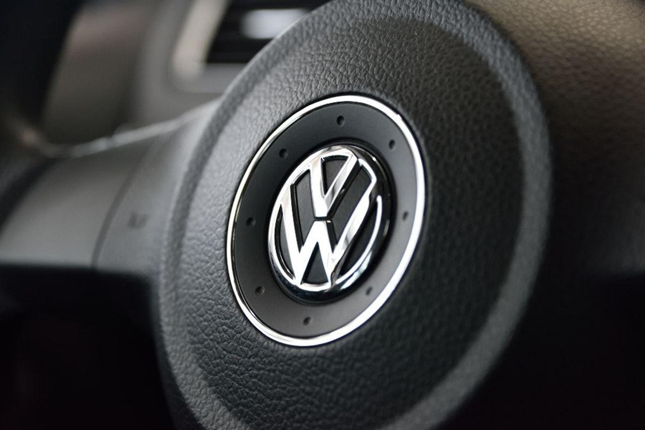 664277.11678878