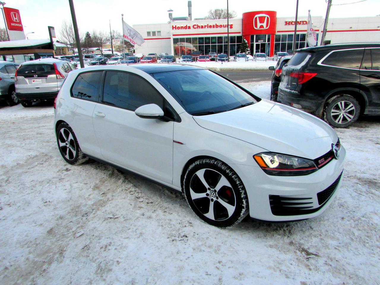 <a href=https://www.hondacharlesbourg.com/occasion/Volkswagen-Golf_GTI-2016.html>https://www.hondacharlesbourg.com/occasion/Volkswagen-Golf_GTI-2016.html</a>

WOW 
AUCUNE ACCIDENT
TRÈS BAS KM! 
TOUT ÉQUIPÉ! 
SYSTÈME DE SON FENDERS, TOIT PANORAMIQUE, CUIR, GPS ET PLUS! 
INSPECTION COMPLÈTE! 
VÉHICULE EN EXCÉLLENTE ÉTAT
COMPARABLE À UN CIVIC SI!