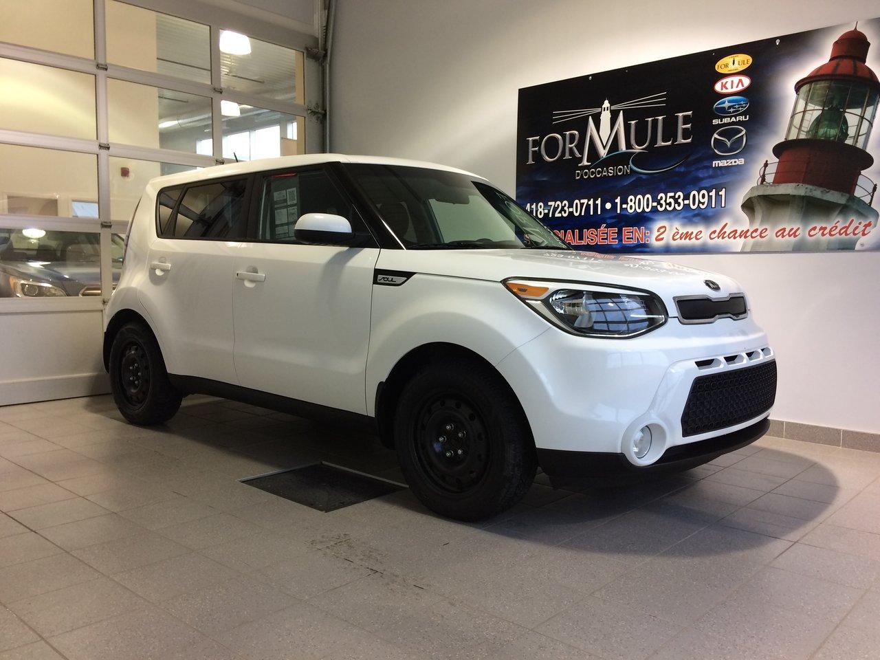 <a href=https://www.autoaubaine.com/Kia-Soul-c6958287.html>https://www.autoaubaine.com/Kia-Soul-c6958287.html</a>

Kia Soul  2015\n\nEssuie-glaces intermittents, Anti-démarreur, Freins ABS, Contrôle de stabilité, Coussin gonflable conducteur, Coussins gonflables latéraux, Lecteur MP3, Vitres électriques, Volant ajustable, Tapis protecteurs, Phares automatiques, Rétroviseur électrique, Direction assistée, Rétroviseurs chauffants, Coussins gonflables arrière pour la tête, Sièges tissu, Freins à disque, Antipatinage, Phares antibrouillards, Verrous de sécurité pour enfants, Sièges baquets, Technologie Bluetooth intégrée\n\nPOUR LE PLUS GRAND CHOIX À UN SEUL ENDROIT, LE MEGA CENTRE DE LUSAGÉ DANS LEST DU QUÉBEC. COUVRANT LA GRANDE RÉGION DE RIMOUSKI, MATANE, MONT-JOLI, RIVIÈRE-DU-LOUP, STE-ANNE DES MONTS, MATAPÉDIA,GASPÉSIE... CONTACTEZ-NOUS SANS FRAIS AU 1-877-864-3666 LIVRAISON PARTOUT AU QUÉBEC.