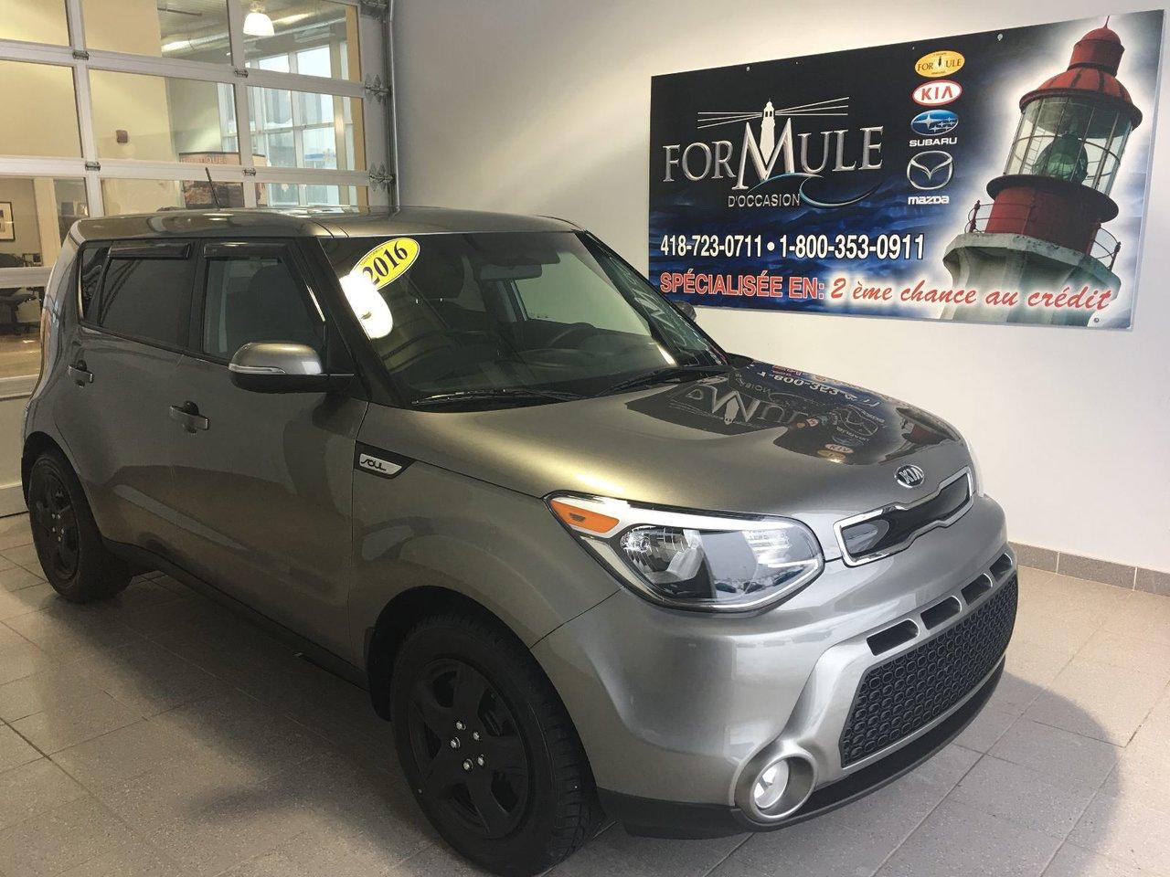 <a href=https://www.autoaubaine.com/Kia-Soul-c6974989.html>https://www.autoaubaine.com/Kia-Soul-c6974989.html</a>

Kia Soul EX 2016\n\nRégulateur de vitesse, Essuie-glaces intermittents, Anti-démarreur, Freins ABS, Contrôle de stabilité, Coussin gonflable conducteur, Coussins gonflables latéraux, Lecteur MP3, Portes électriques, Vitres électriques, Air climatisé, Sièges chauffants, Volant ajustable, Tapis protecteurs, Phares automatiques, Rétroviseur électrique, Direction assistée, Rétroviseurs chauffants, Coussins gonflables arrière pour la tête, Freins à disque, Sièges chauffants - Avant, Antipatinage, Phares antibrouillards, Verrous de sécurité pour enfants, Sièges baquets, Technologie Bluetooth intégrée, Aluminium, Climatisation\n\nPOUR LE PLUS GRAND CHOIX À UN SEUL ENDROIT, LE MEGA CENTRE DE LUSAGÉ DANS LEST DU QUÉBEC. COUVRANT LA GRANDE RÉGION DE RIMOUSKI, MATANE, MONT-JOLI, RIVIÈRE-DU-LOUP, STE-ANNE DES MONTS, MATAPÉDIA,GASPÉSIE... CONTACTEZ-NOUS SANS FRAIS AU 1-877-864-3666 LIVRAISON PARTOUT AU QUÉBEC.