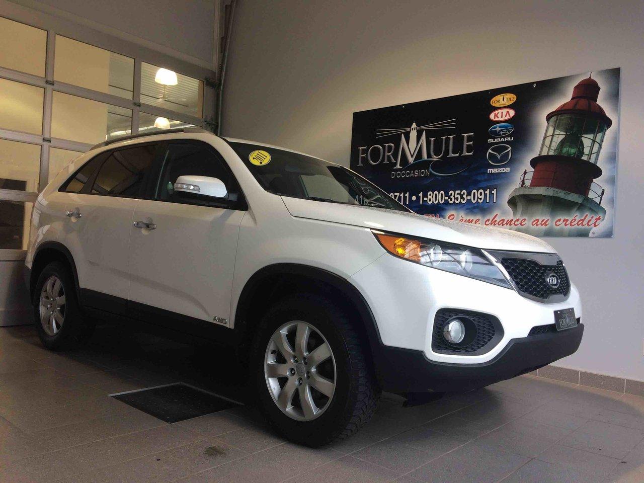 Used 2011 Kia Sorento LX for sale in Rimouski, QC