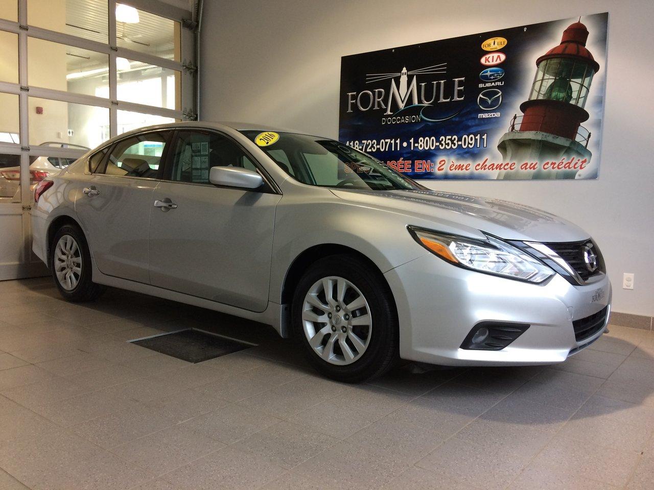<a href=https://www.autoaubaine.com/Nissan-Altima-c6949647.html>https://www.autoaubaine.com/Nissan-Altima-c6949647.html</a>

Nissan Altima  2016\n\nRégulateur de vitesse, Essuie-glaces intermittents, Anti-démarreur, Freins ABS, Contrôle de stabilité, Coussin gonflable conducteur, Coussins gonflables latéraux, Lecteur CD, Lecteur MP3, Portes électriques, Vitres électriques, Air climatisé, Volant ajustable, Tapis protecteurs, Phares automatiques, Rétroviseur électrique, Direction assistée, Coussins gonflables arrière pour la tête, Démarrage sans clé, Freins à disque, Antipatinage, Phares antibrouillards, Verrous de sécurité pour enfants, Système de surveillance de la pression des pneus, Sièges baquets, Technologie Bluetooth intégrée, Climatisation\n\nPOUR LE PLUS GRAND CHOIX À UN SEUL ENDROIT, LE MEGA CENTRE DE LUSAGÉ DANS LEST DU QUÉBEC. COUVRANT LA GRANDE RÉGION DE RIMOUSKI, MATANE, MONT-JOLI, RIVIÈRE-DU-LOUP, STE-ANNE DES MONTS, MATAPÉDIA,GASPÉSIE... CONTACTEZ-NOUS SANS FRAIS AU 1-877-864-3666 LIVRAISON PARTOUT AU QUÉBEC.