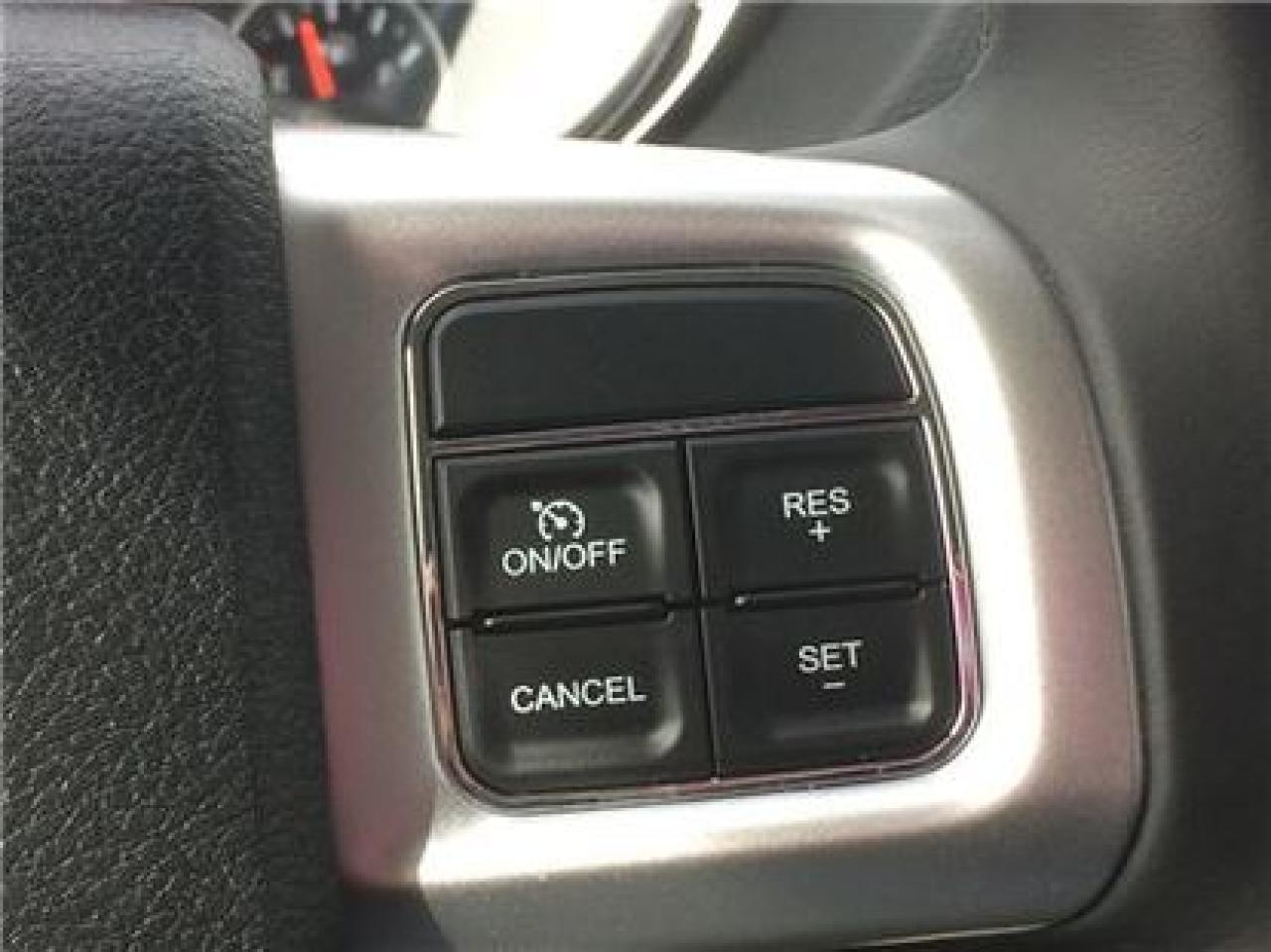 664521