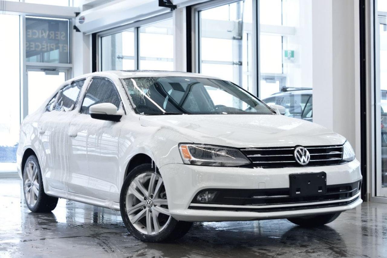 Used 2015 Volkswagen Jetta 1.8 Turbo Highline for sale in Vaudreuil-Dorion, QC