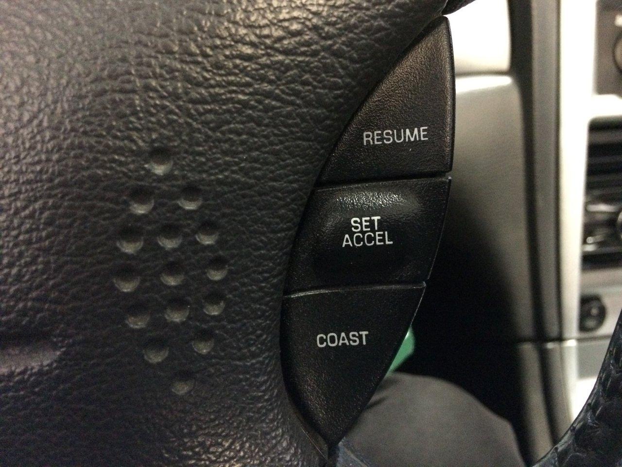 664560