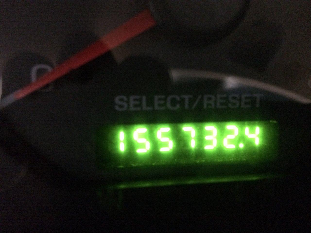 664560
