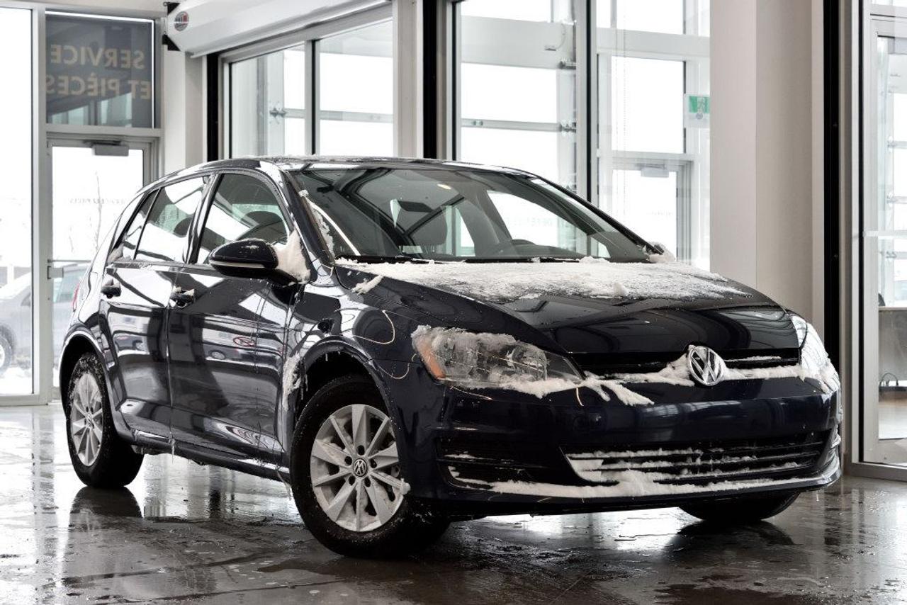 <a href=https://www.vaudreuilvolkswagen.com/occasion/Volkswagen-Golf-2015.html>https://www.vaudreuilvolkswagen.com/occasion/Volkswagen-Golf-2015.html</a>

Modèle 4 portes Trendline+, régulateur de vitesse, Bluetooth avec commandes vocales, bancs chauffants, roues en alliage de 15.Jamais accidenté et un seul propriétaire.    Possibilité dextension de 2 ans ou 40 000 kms de la garantie dorigine avec la certification supérieure Volkswagen    Aucunes obligations bancaires, aucuns frais cachés    Mise en service : 29 mai 2015    Bienvenue chez Vaudreuil Volkswagen,