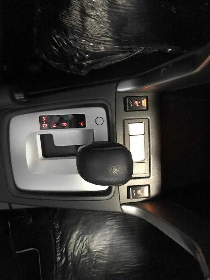 664565